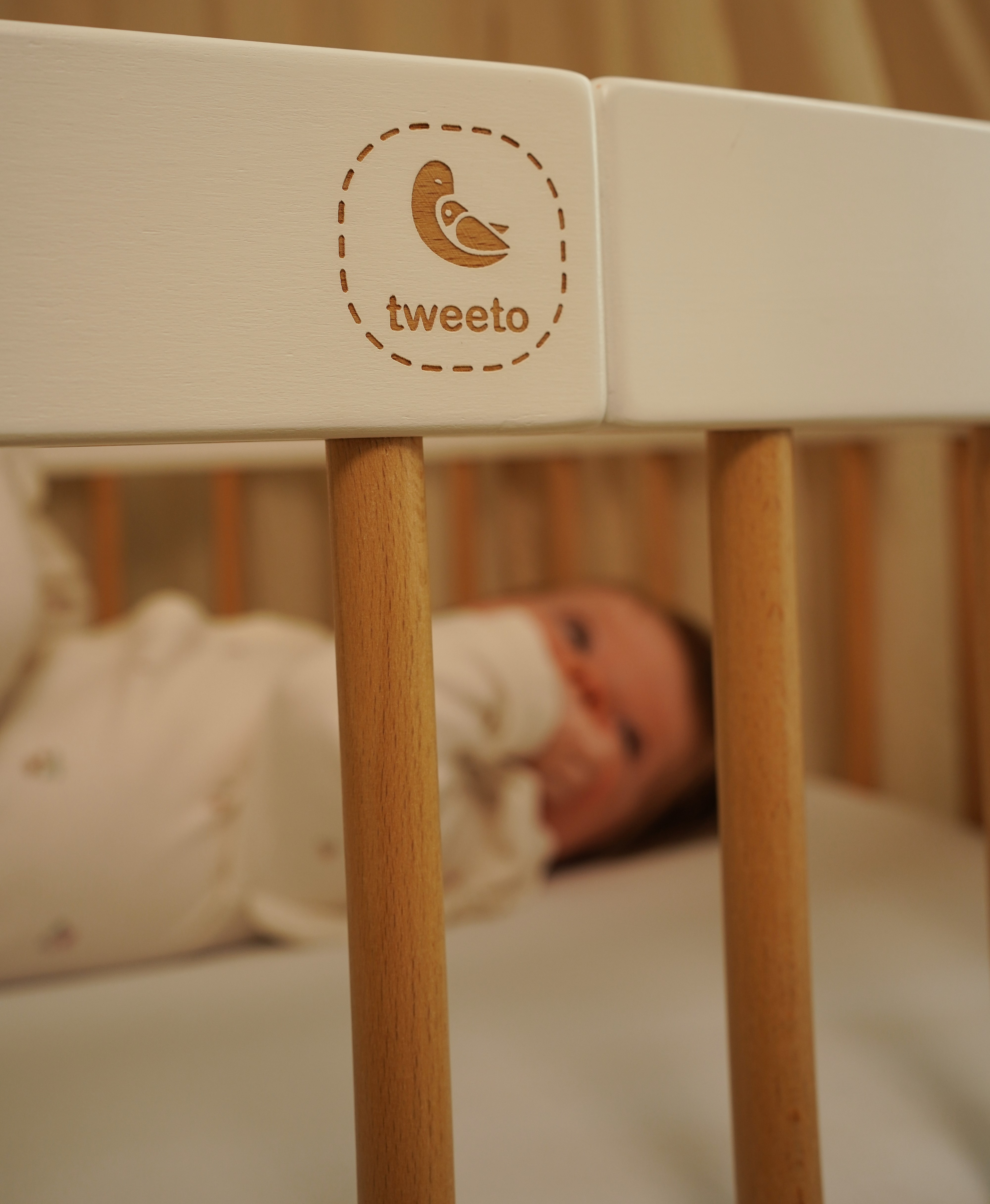 Odkryj zalety łóżeczka dziecięcego 7w1 tweeto, razem ze mną.