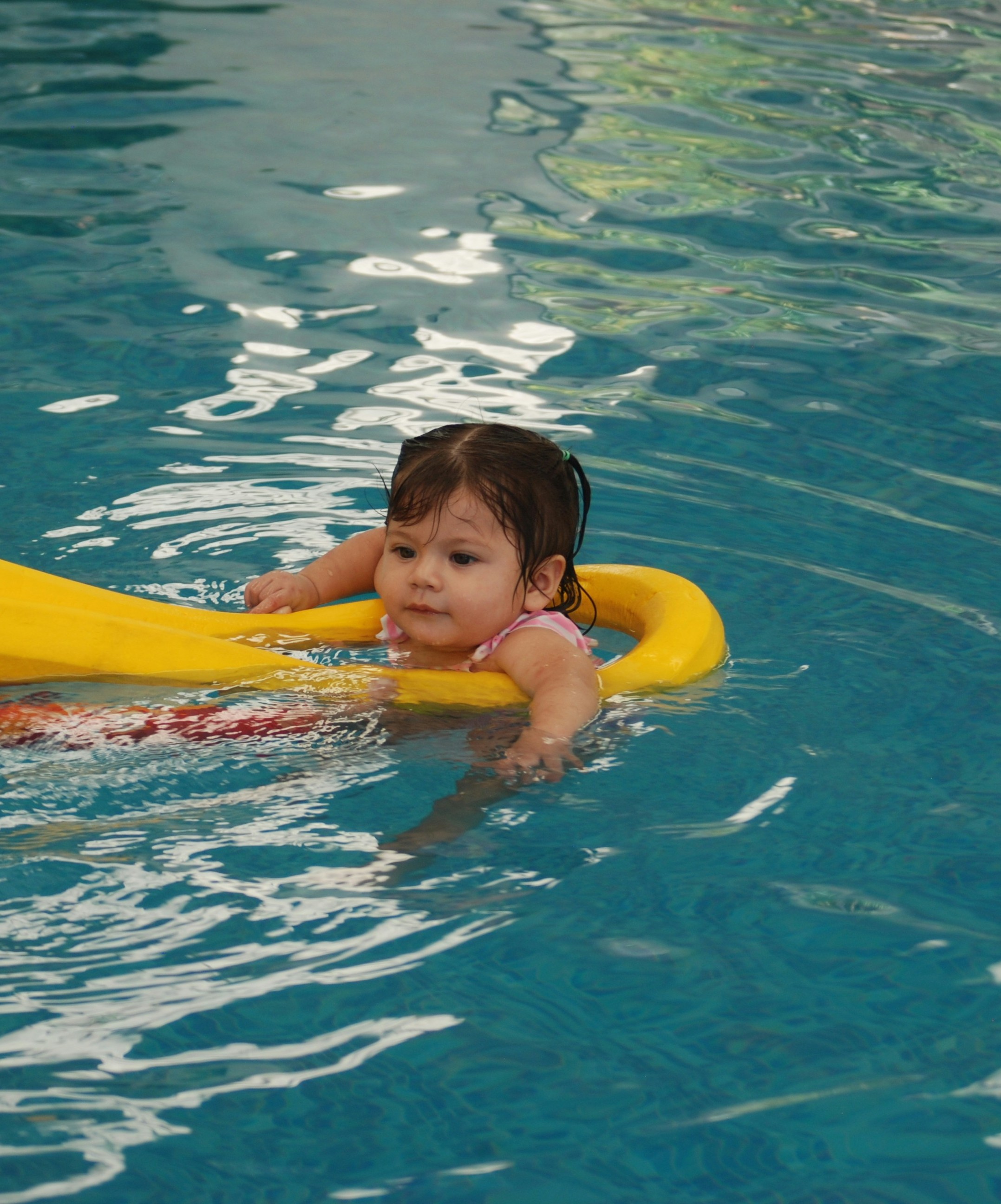 Niemowlę na basenie – jak się przygotować?