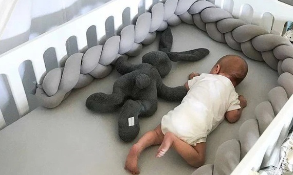 Warkocz do łóżeczka – eleganckie zabezpieczenie dla niemowląt